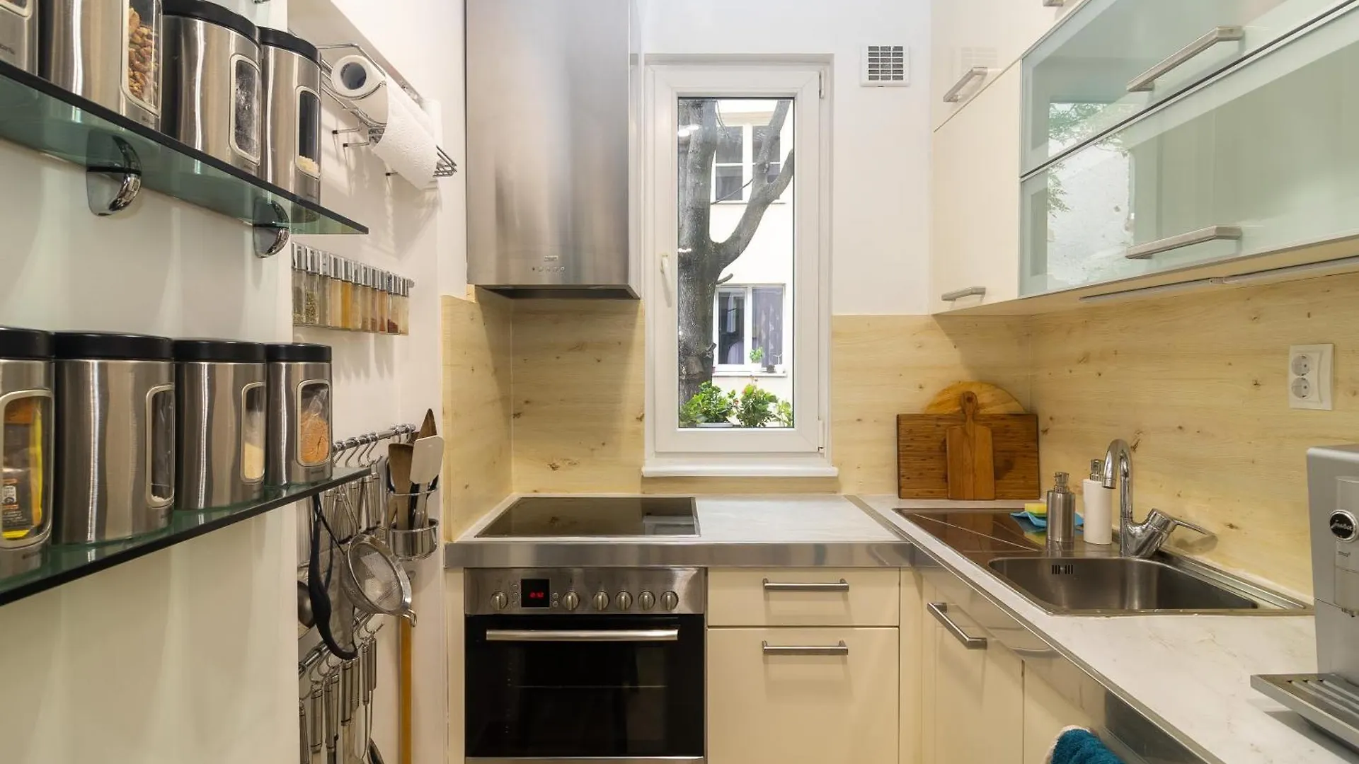 Elegant & Spacious Apartment Near Ndk Sofia